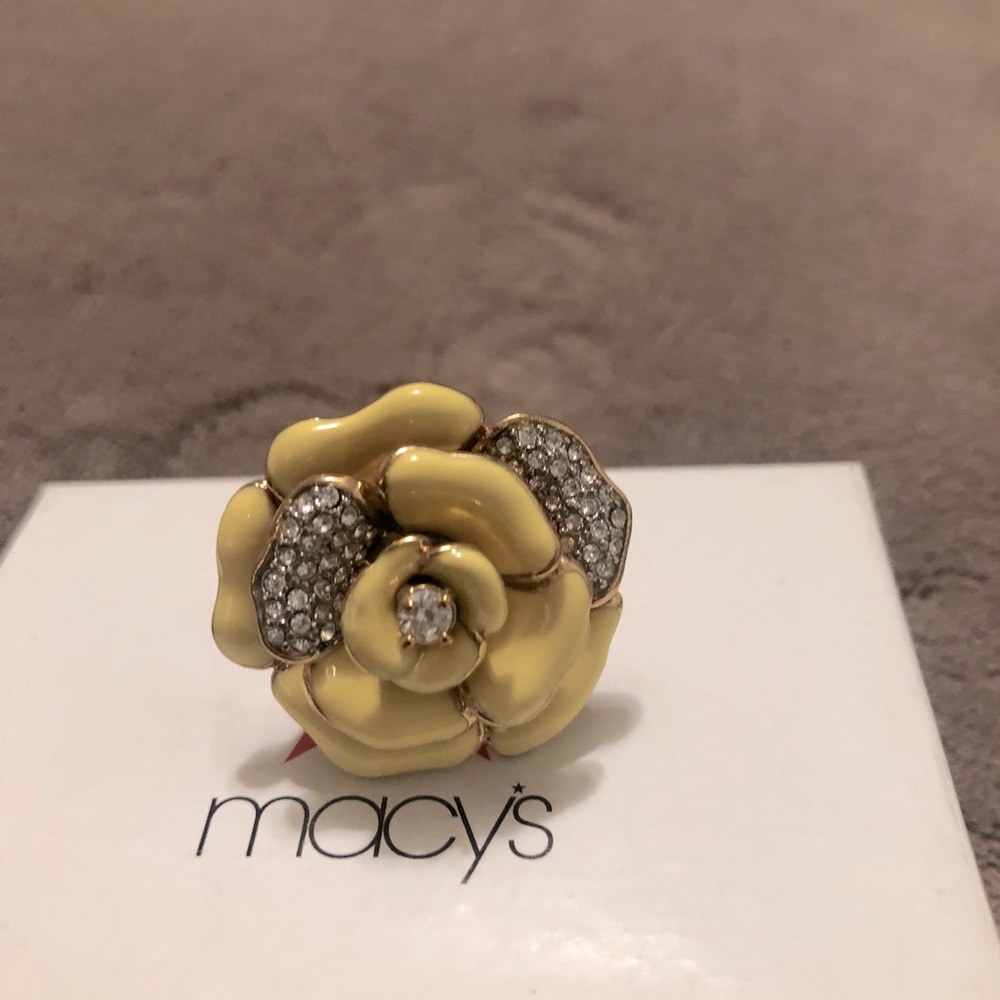 Juicy Couture Yellow Flower Ring adjustable-USED